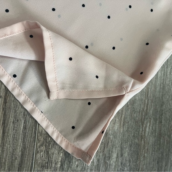 NWT LOFT Pale Pink Pleated Bow Tie Front Blouse With Black Polka Dots Sz: M - Picture 10 of 10